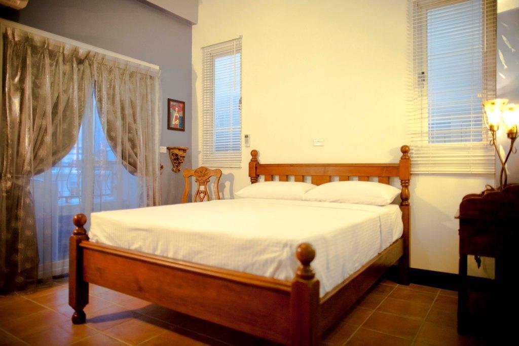 Alongs Garden Bed and Breakfast Heng-ch'un Esterno foto